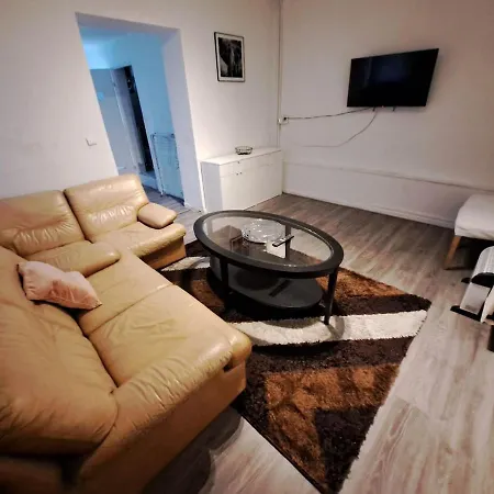 Et Salon Rdc * 리에주